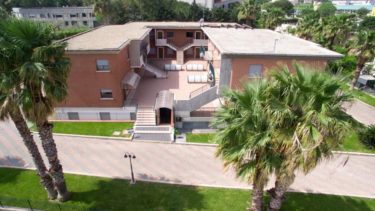 Residence Villaggio Del Sole Termoli Exterior foto